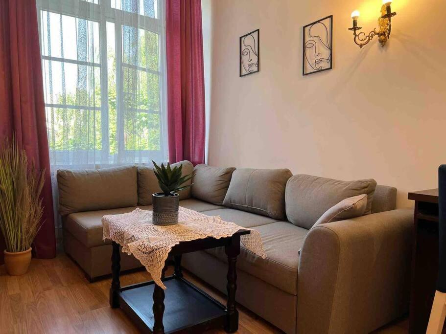Grodzka / Apartment With Balcony คราคูฟ ภายนอก รูปภาพ